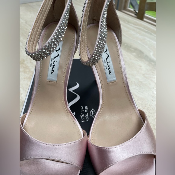 Nina Volanda Satin Crystal Ankle Stap heel - Picture 2 of 9